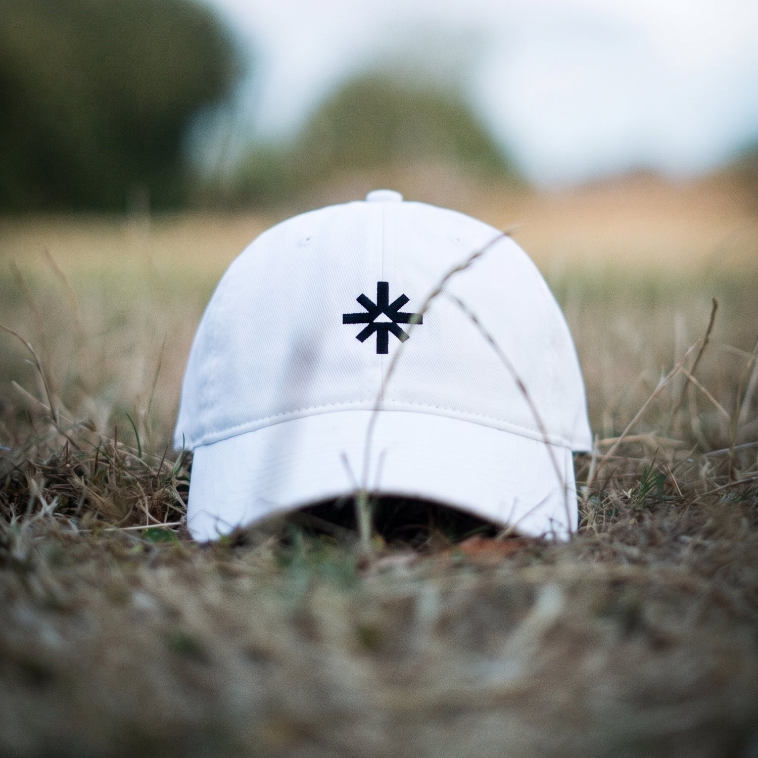 The L.M.O.M Everyday Cap | White